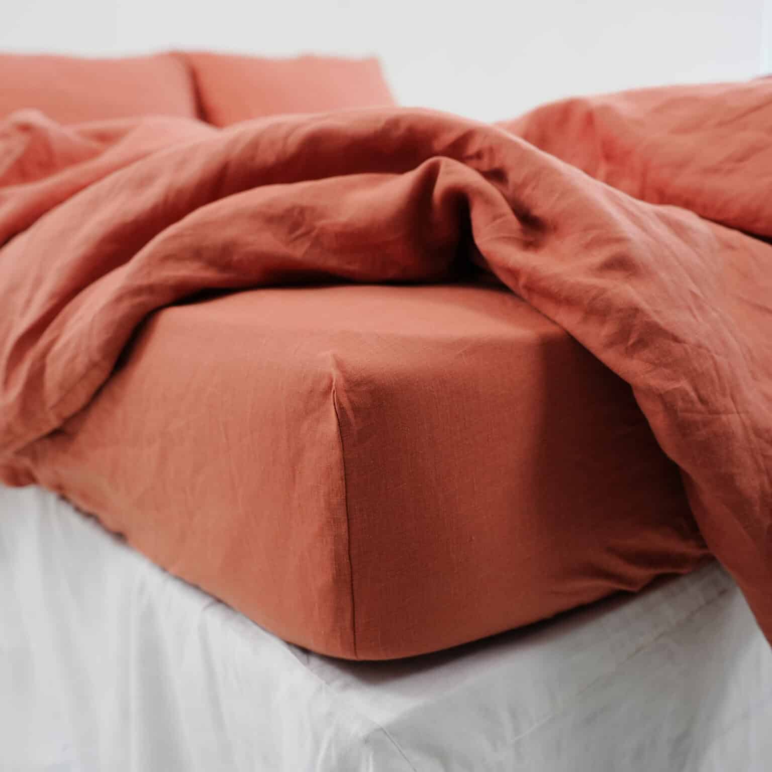 Set Ga Và Vỏ Gối Linen Pháp Nhuộm Miếng Cam Đỏ F18