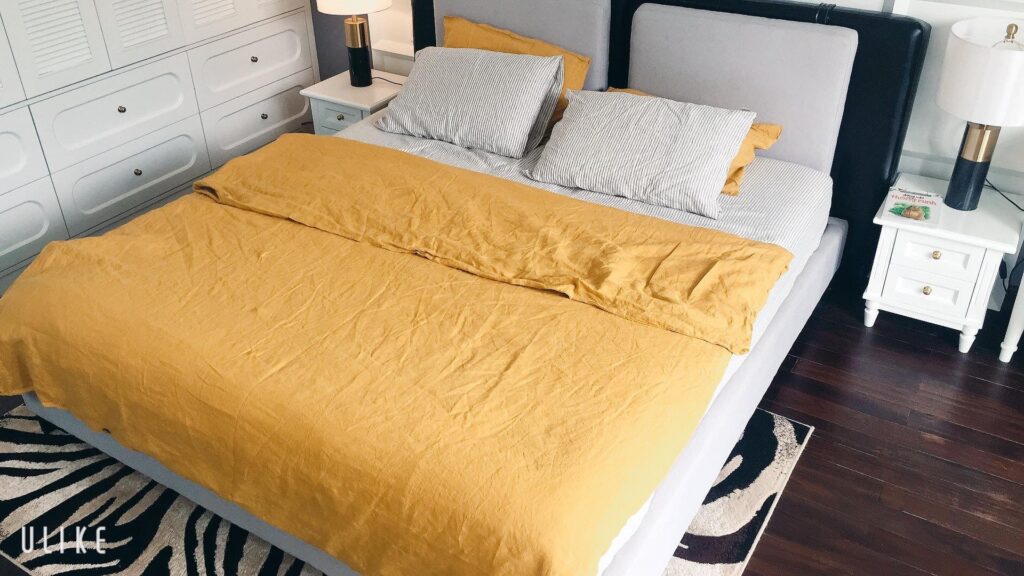 Ảnh khách hàng: bộ chăn ga gối linen vàng mù tạt